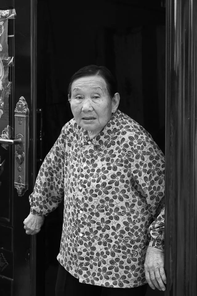 三山夹一井，弋阳古镇的九曲十八巷