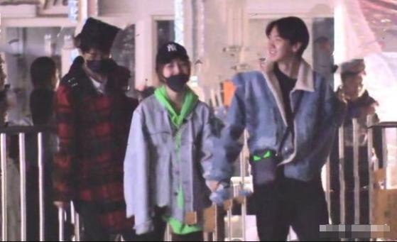 汪苏泷和靳梦佳在一起太玄幻，网友纷纷送上祝福