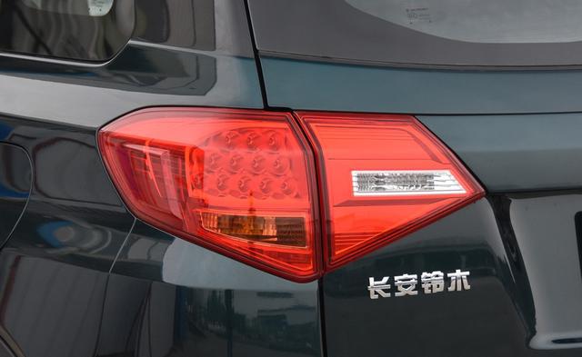 被忽略的日系好车,引擎原装进口,配全时四驱,不到15万却没人要