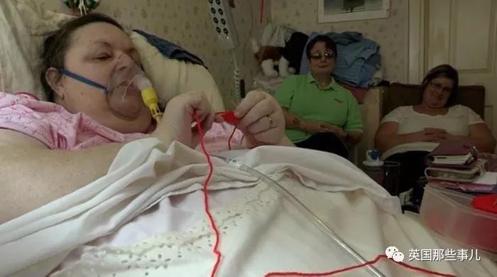 体重六七百斤，床都下不了。 他们，成了肥肉的囚徒…