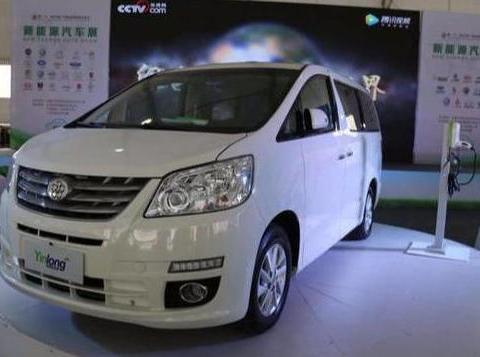 董明珠造车最新消息，新车上市公布，网友：车价有点“离谱”