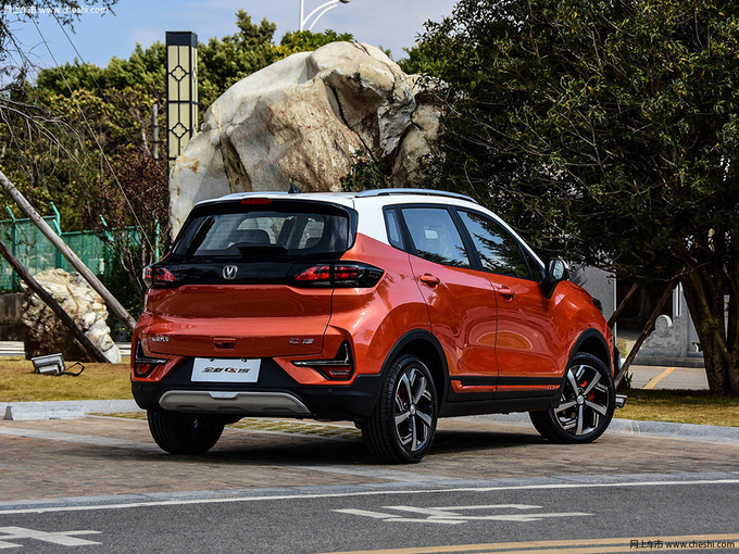 想要全景天窗的SUV,最低不到8万元,哪几款可以选?