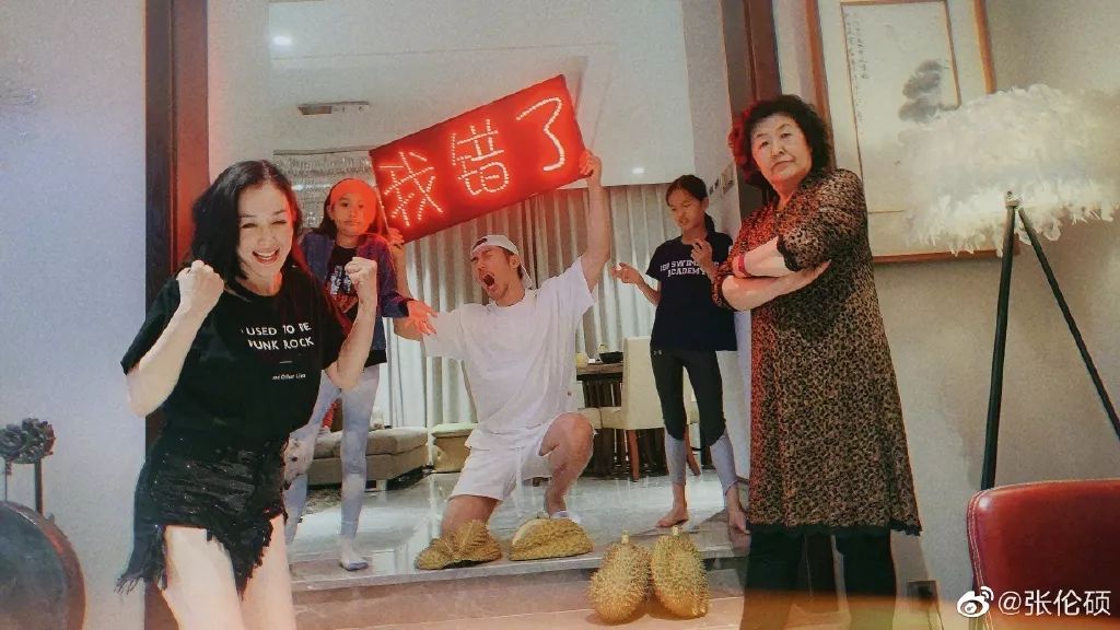 张伦硕骂哭钟丽缇，昔日恩爱场景都是假的吗？