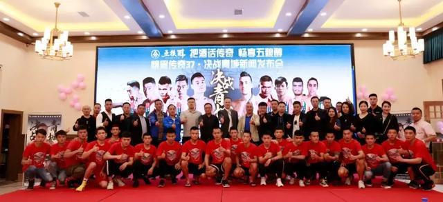 太极韩飞龙少林蒲东东拥有完美的传武人设,望接班一龙成超级明星 太极韩飞龙少林蒲东东拥有完美的传武人设,望接班一龙成超级明星