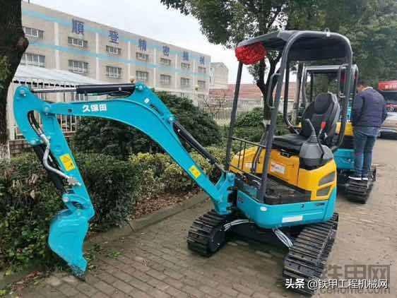 微挖选车记:怒提山猫E20