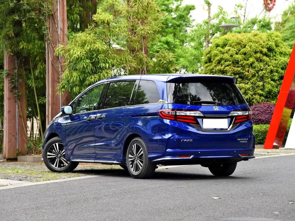 百公里油耗5.8L，还是7座MPV！GL8还能做标杆吗？