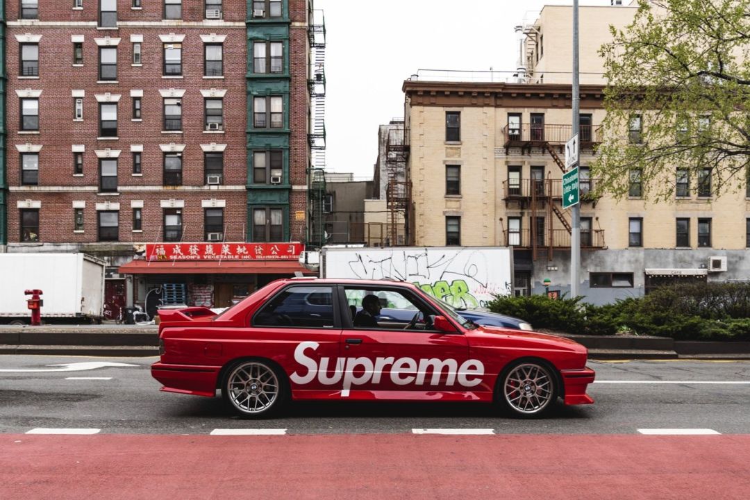 你会去苏富比拍 SUPREME 吗？