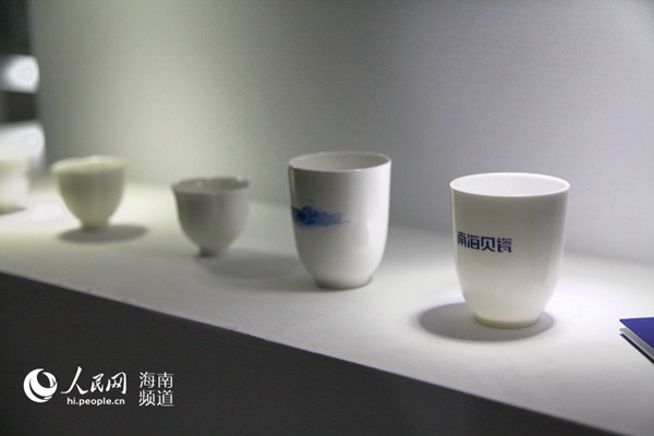 绽放一抹清新典雅之气!“南海贝瓷”亮相深圳文博会 绽放一抹清新典雅之气!“南海贝瓷”亮相深圳文博会