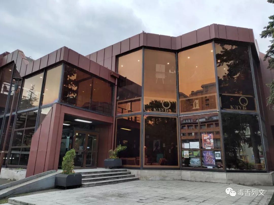 塞尔维亚电影奇遇记之二：在小镇二刷《复联4》2D版的体验！