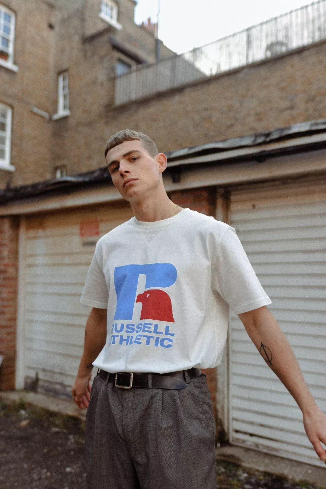 Champion已烂街,这3个小众却经典的运动品牌值得你试|基本款 Champion已烂街,这3个小众却经典的运动品牌值得你试|基本款