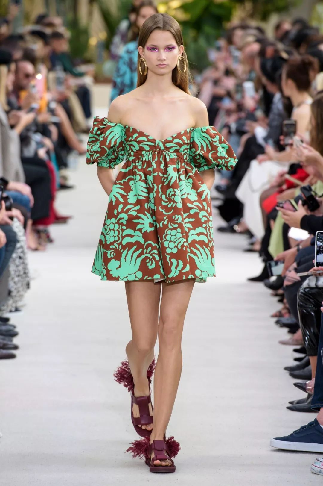 今夏最Swag的泡泡袖，宋茜唐嫣都在穿！