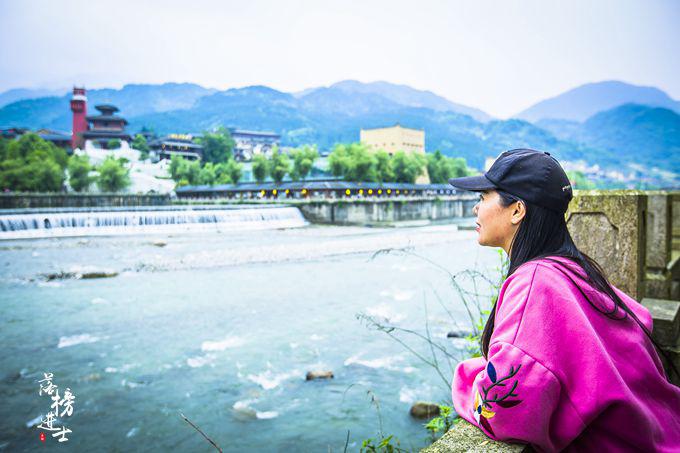 汶川这个古镇有“长寿之乡”的美誉,充满了原始风情 汶川这个古镇有“长寿之乡”的美誉,藏在深山中,充满了原始风情