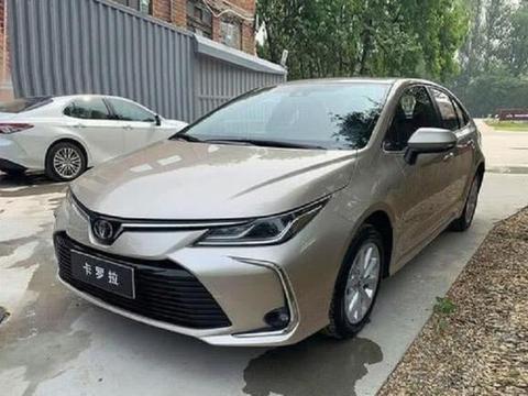 全新卡罗拉内饰曝光，土到极致就是潮！