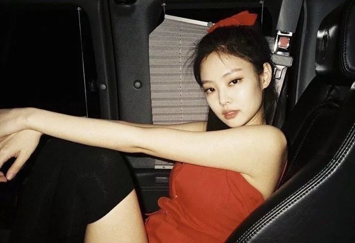 美人计 | 梳马尾也是有讲究的，可别像学生时代一样把头发扯出斑秃