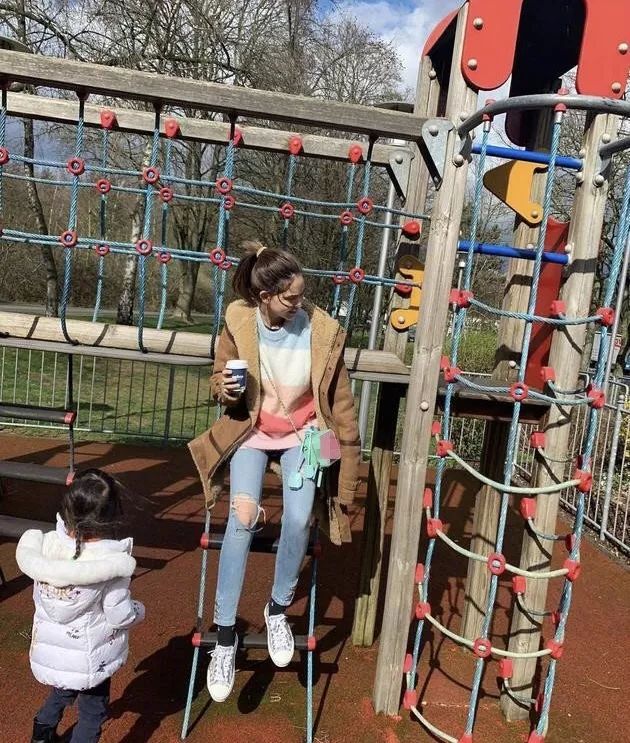 美人计 | 梳马尾也是有讲究的，可别像学生时代一样把头发扯出斑秃