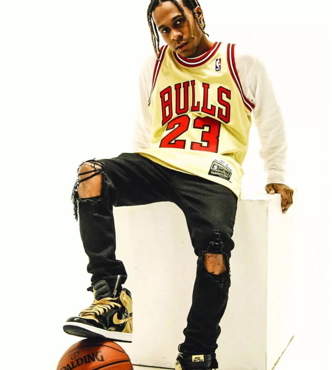 Champion已烂街,这3个小众却经典的运动品牌值得你试|基本款 Champion已烂街,这3个小众却经典的运动品牌值得你试|基本款