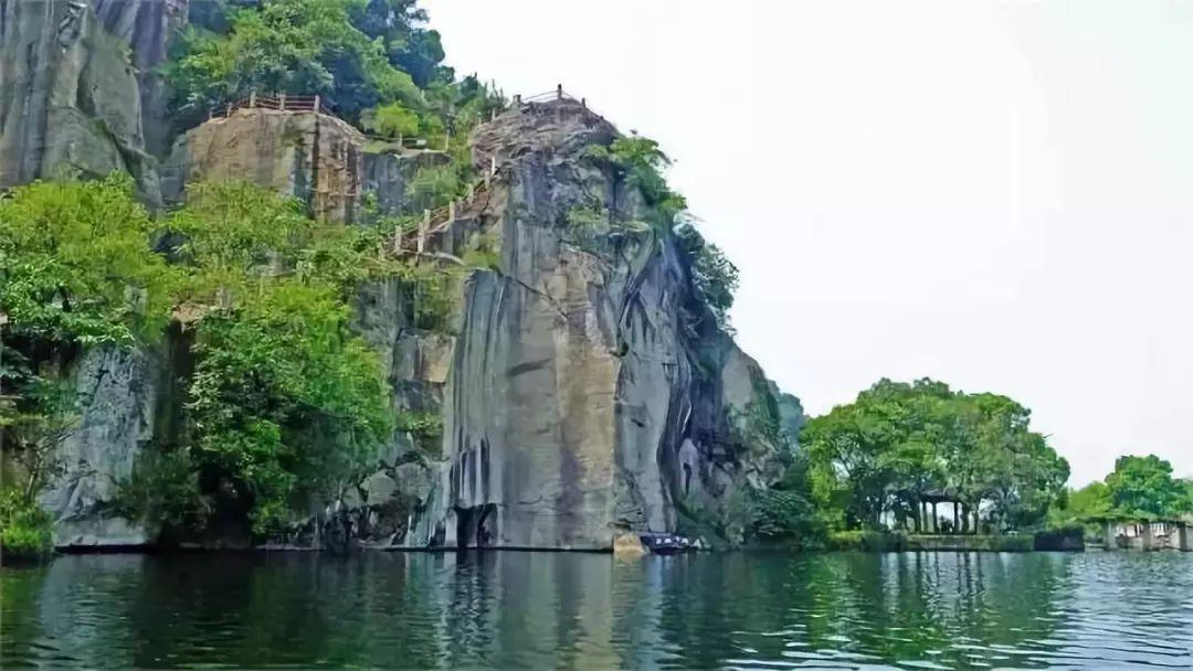 这条绍兴最重要的河！横跨古今千年的黄金中轴！
