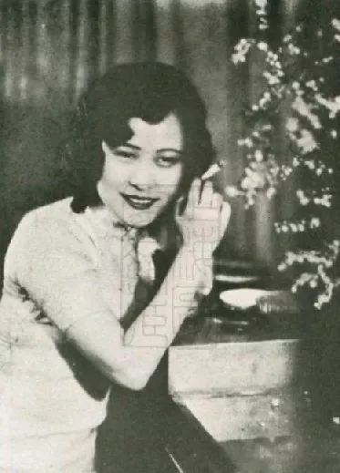 曾经风光无限的富豪千金、民国第一艳星，缘何沦落为乞丐？