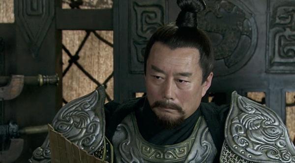 公孙瓒为何要攻打刘虞和袁绍，而没有选择攻打公孙度？因为打不过