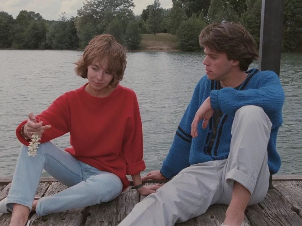 比Ins风更高级的侯麦穿搭风,他在30年前就给出经典范本! 比 Ins 风更高级的侯麦穿搭风,他在 30 年前就给出经典范本!