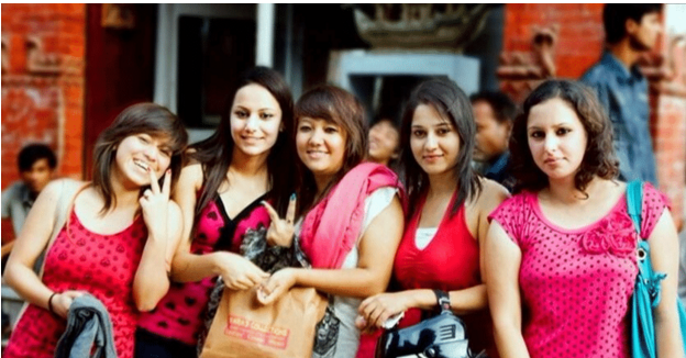 尼泊尔“一妻多夫”是怎么生活的？去过的人：不仅尴尬而且要命