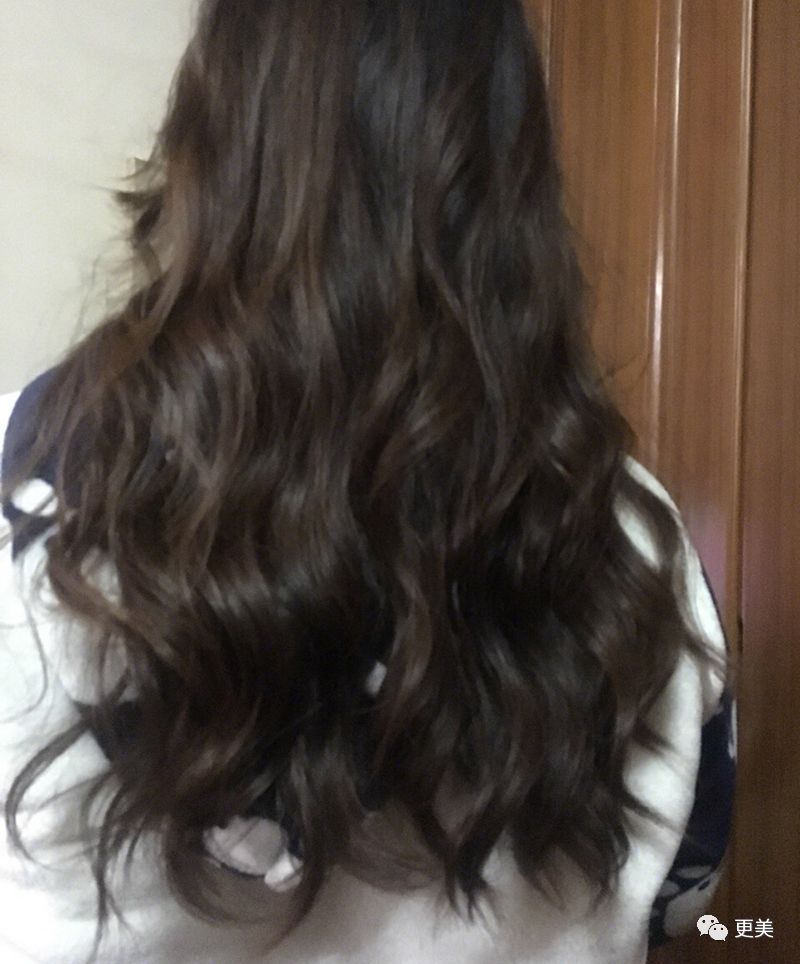 20岁小花跟baby争一姐，身高和沈月一样虐，换头后鼻子宽成阿凡达！