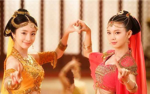 他虽然多次被罢官，但却有很多国家抢着要他，还因一成语闻名于世