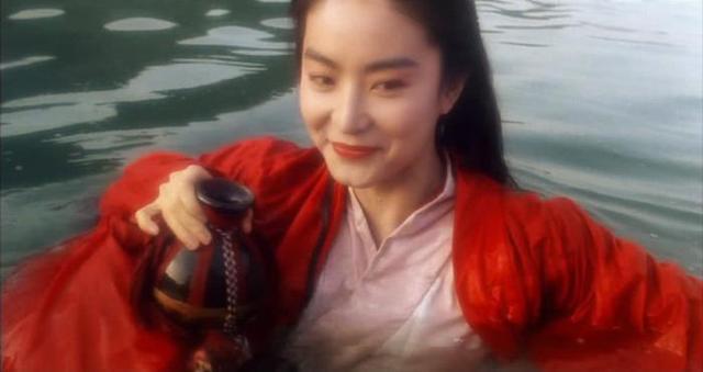 9位古装剧中的女子水中图,赵丽颖可爱,她是永恒的经典 9位古装剧中的女子水中图,赵丽颖可爱,她是永恒的经典