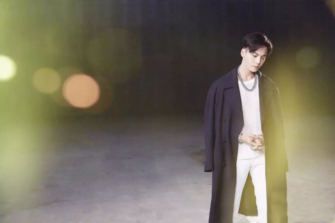 中国香港演员陈伟霆：由于热爱，一切都变得顺理成章 | 青年100