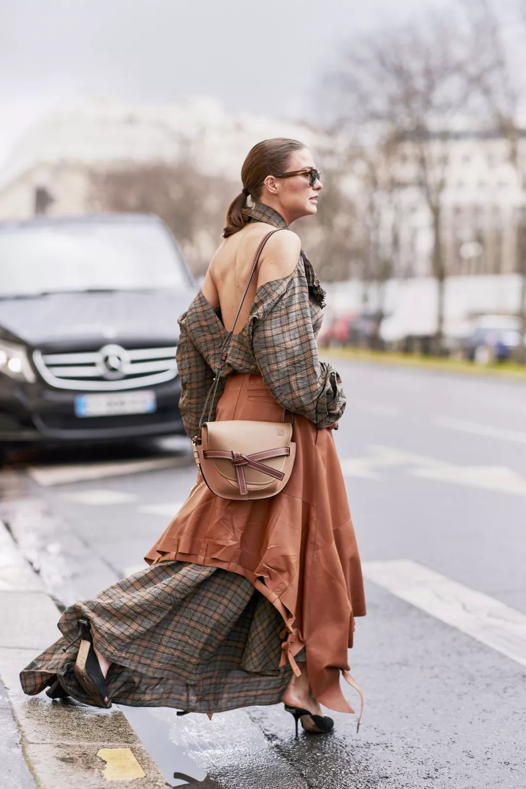 背撩，肩撩，腿撩，音乐节真是“比穿少”时髦大会！