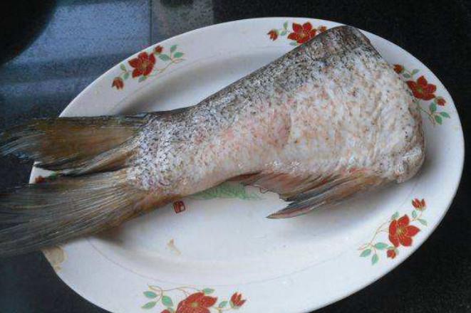 鱼身上哪个部位最好吃？第一筷子先吃这6个部位的，一看就是行家