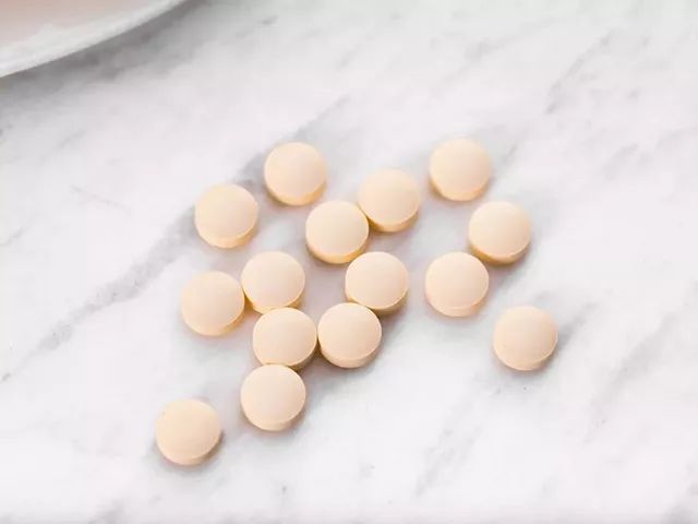 好物 拼团丨换季冒痘、长闭口、皮肤暗淡没光泽？试试补充维生素