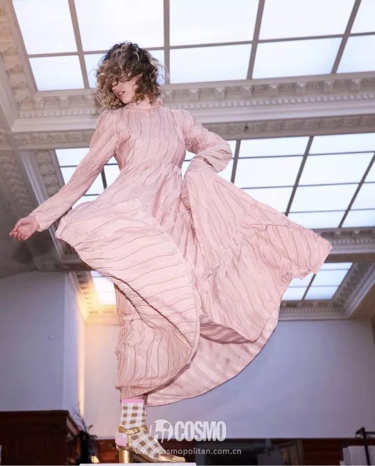 下周穿什么 | 全智贤的衬衫裙，狠美了