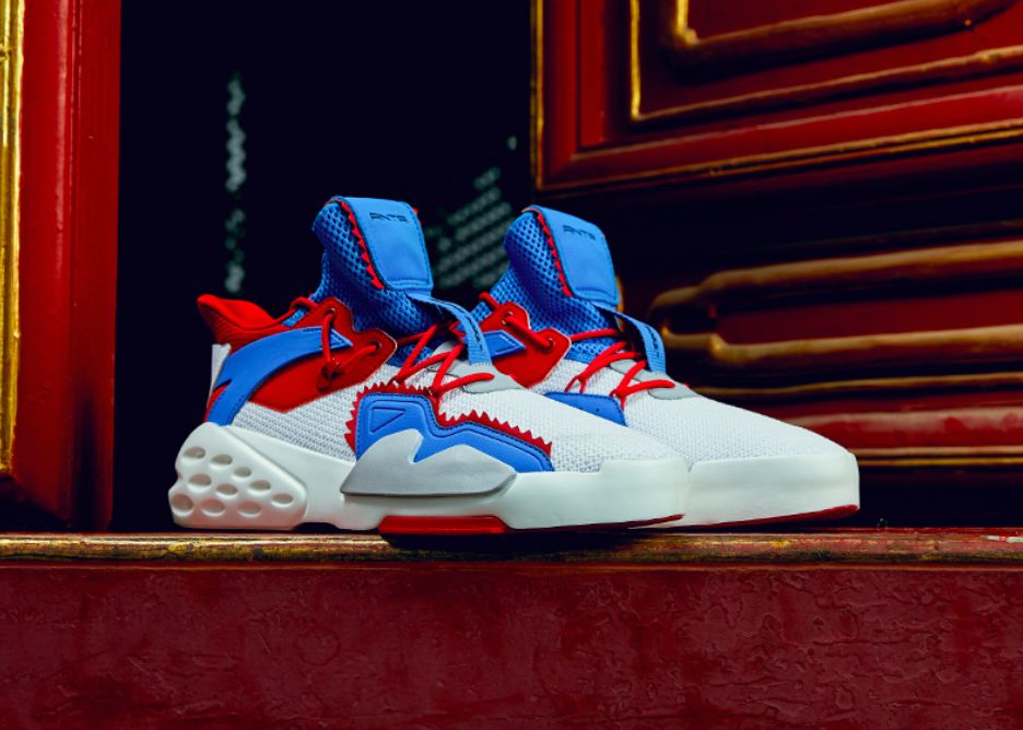 潮哭了！安踏 X 故宫，这简直是神仙联名