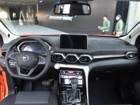 海马全新SUV实车亮相，起步195马力，比星途更美，会火吗？