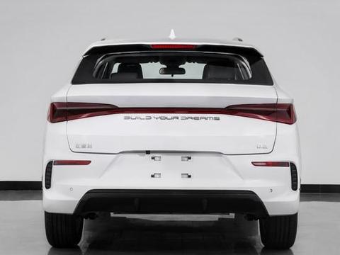 续航超360km，比同级空间更大，比亚迪e2定位两厢纯电动轿车