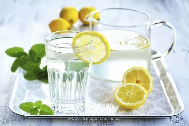 巨好喝|想学霍思燕喝红豆薏米水瘦五斤,结果。。。 巨好喝 | 想学霍思燕喝红豆薏米水瘦五斤,结果。。。