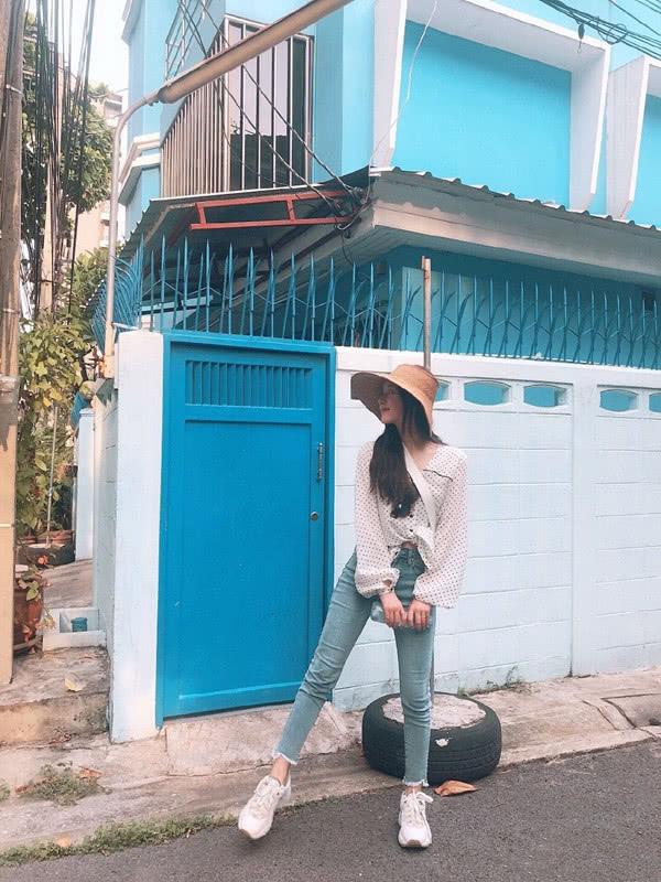 出游参考赵露思这么穿了,打扮得美一点,拍出来的照片也好看! 出游参考赵露思这么穿了,打扮得美一点,拍出来的照片也好看!