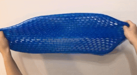 日本超变态的蜂窝坐垫，缓解一天疲惫，宛如在云朵里，放个鸡蛋都不坏，超柔软！