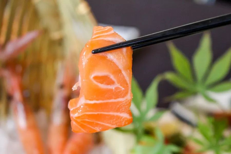 【闪购】148/位 100道日料畅吃竟有牡丹虾！8头鲍、鹅肝带子、鳗鱼蟹宝...午晚市通用！