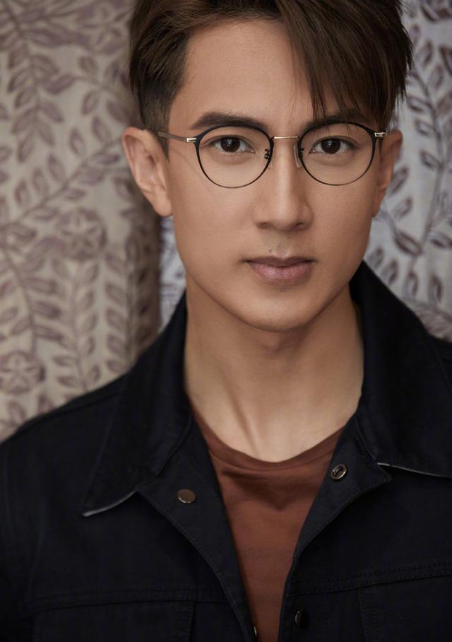 吴尊女儿惊艳亮相，穿芭蕾舞裙变身小天鹅！