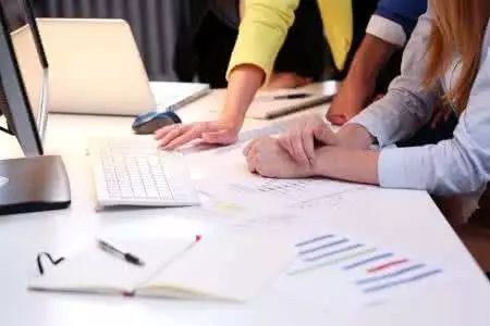 卷福终获“英国奥斯卡”！比获奖更激动的是男神的英国名校offer连连拿！