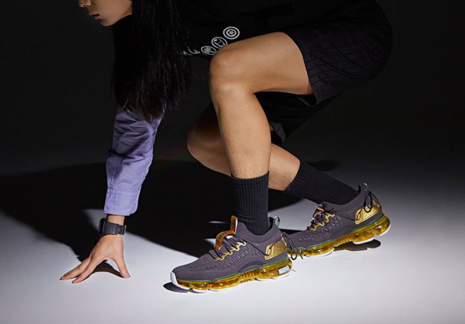 潮哭了！安踏 X 故宫，这简直是神仙联名