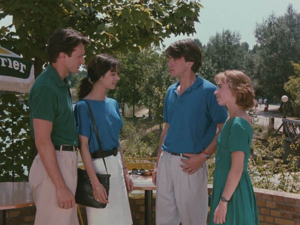 比Ins风更高级的侯麦穿搭风,他在30年前就给出经典范本! 比 Ins 风更高级的侯麦穿搭风,他在 30 年前就给出经典范本!