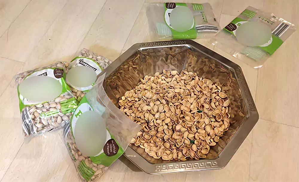 没事儿千万不要自己给孩子理发，不然哈哈哈哈哈哈哈