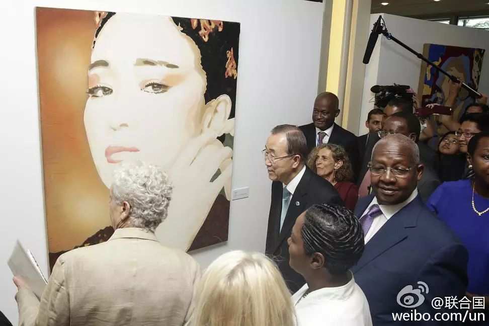 53岁巩俐再嫁71岁“花花公子”：相差18岁，她哪来的勇气？