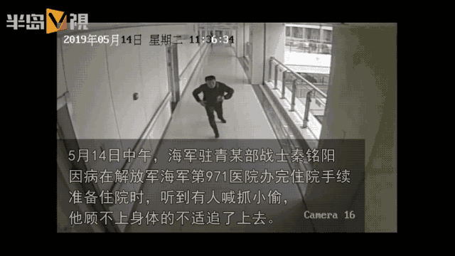 歹徒走投无路掏出凶器，不巧遇上“宋仲基”！那场面，人民日报都关注了