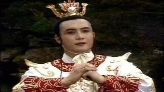 打败九头虫，寻回夜明珠，僧人执意追随，孙悟空因何变身猛虎拦阻