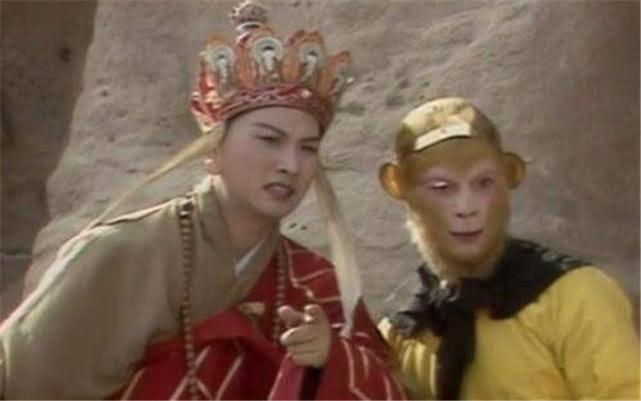 打败九头虫，寻回夜明珠，僧人执意追随，孙悟空因何变身猛虎拦阻