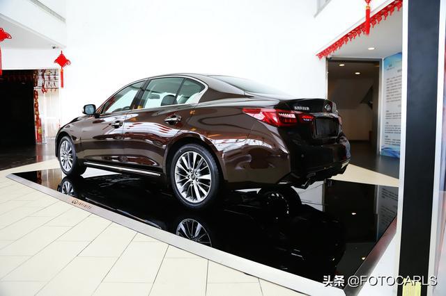 实拍英菲尼迪Q50L 2.0T,内外兼修还大降价,为啥还被BBA狂打脸